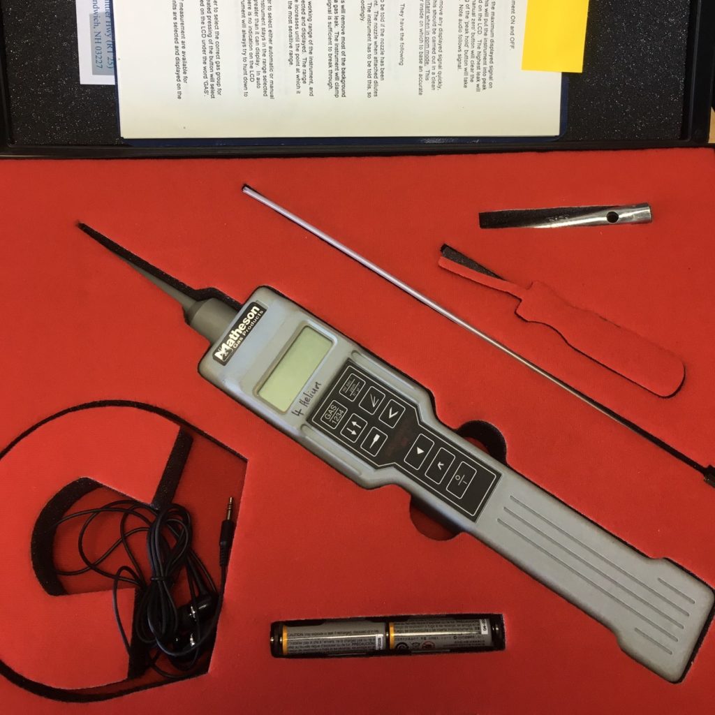 Matheson Model 8067 Gas Leak Detector UHVTS